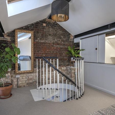 Heart Of Hackney Cosy 1Br London Loft Apt. Apartment Luaran gambar